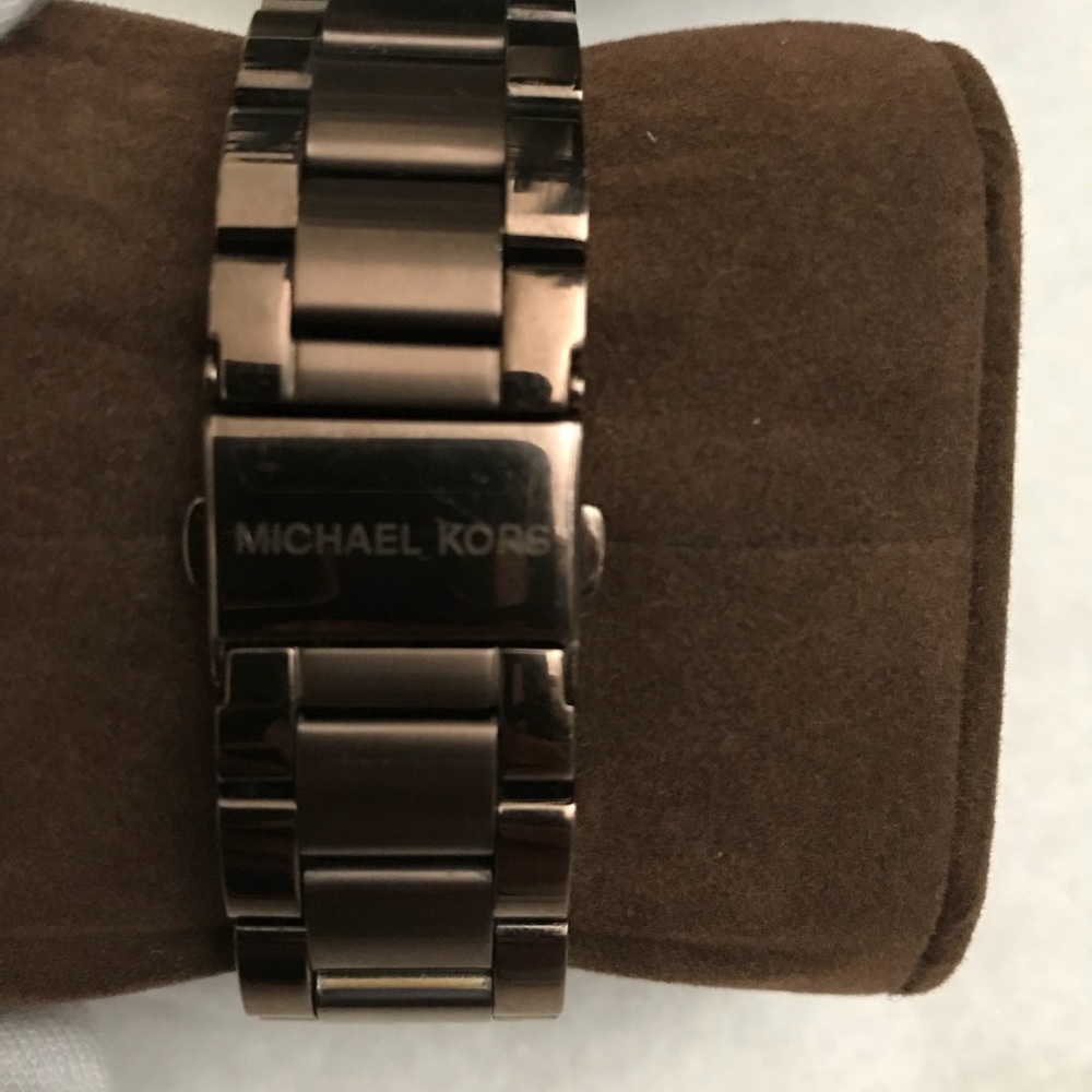 Sold - Picture 2 of 3